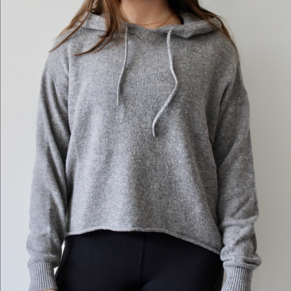 Brandy Melville knitted sweatshirt